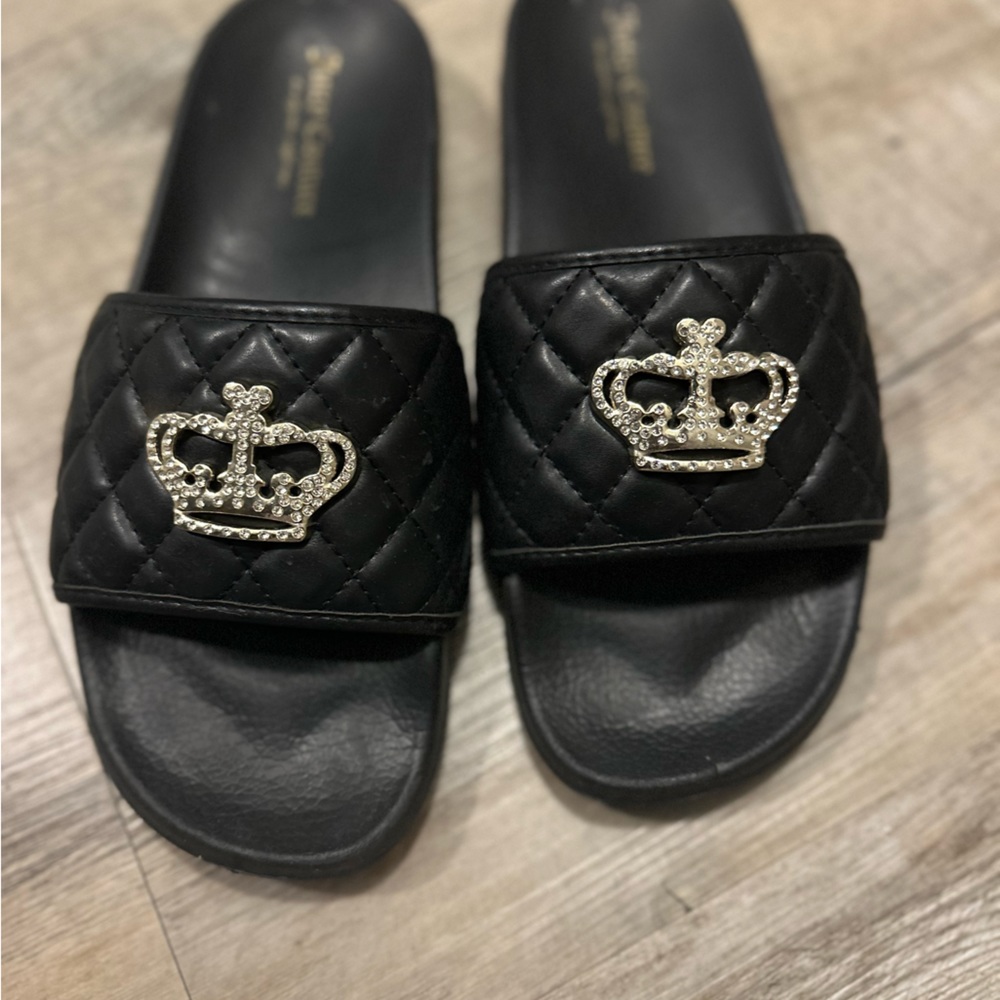Juicy Couture Wylee Black Princess Crown Slides